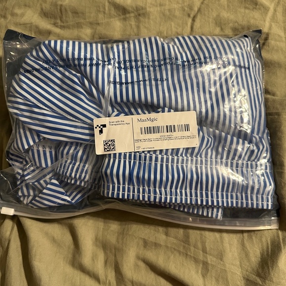 NWT/NIP - Men’s maamgic swim shorts. - Picture 7 of 8